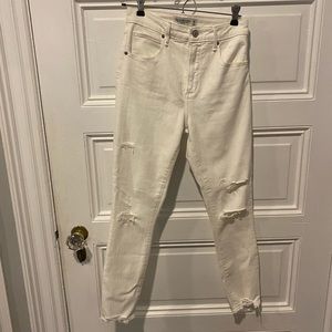 Abercrombie & Fitch, white ripped jeans. Only worn once!